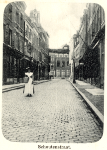 2009 Gezicht in de Schoutenstraat te Utrecht vanaf de Neude in de richting van de Ganzenmarkt.